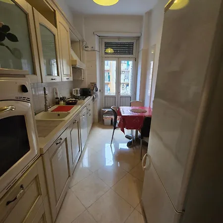 Esquilino Di Yan Gæstehus Rom