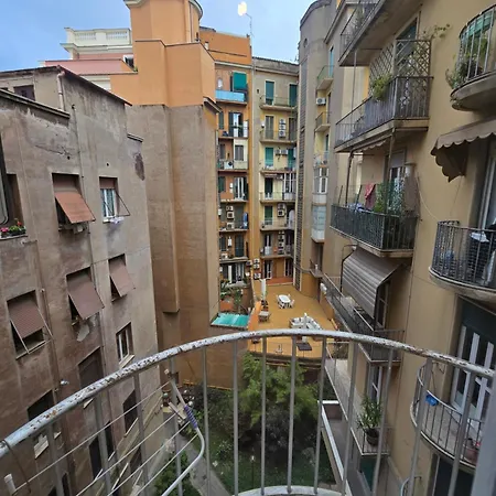 Esquilino Di Yan Rom